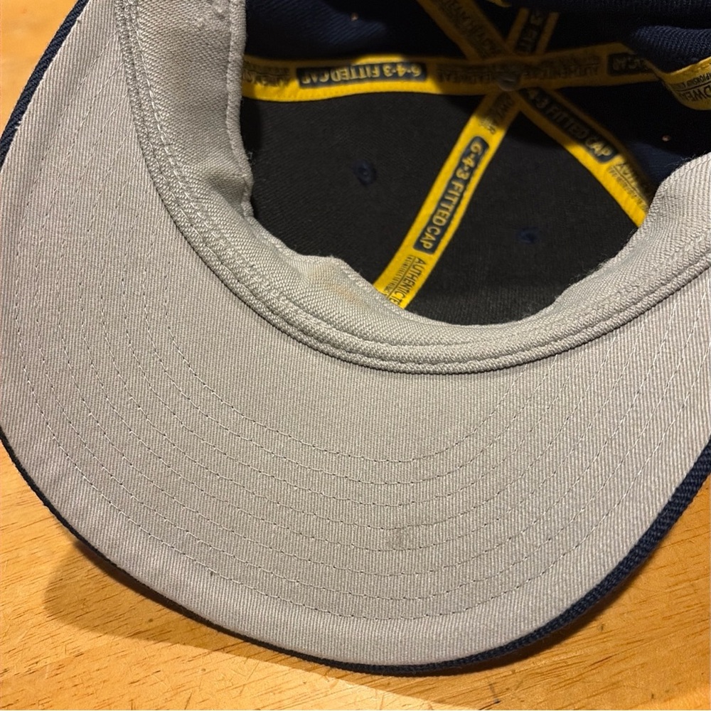 University of Michigan Nike‎ fitted hat 7 3/8 - Picture 8 of 9